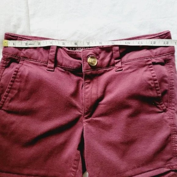 American Eagle Midi Burgandy Shorts - Picture 3 of 10